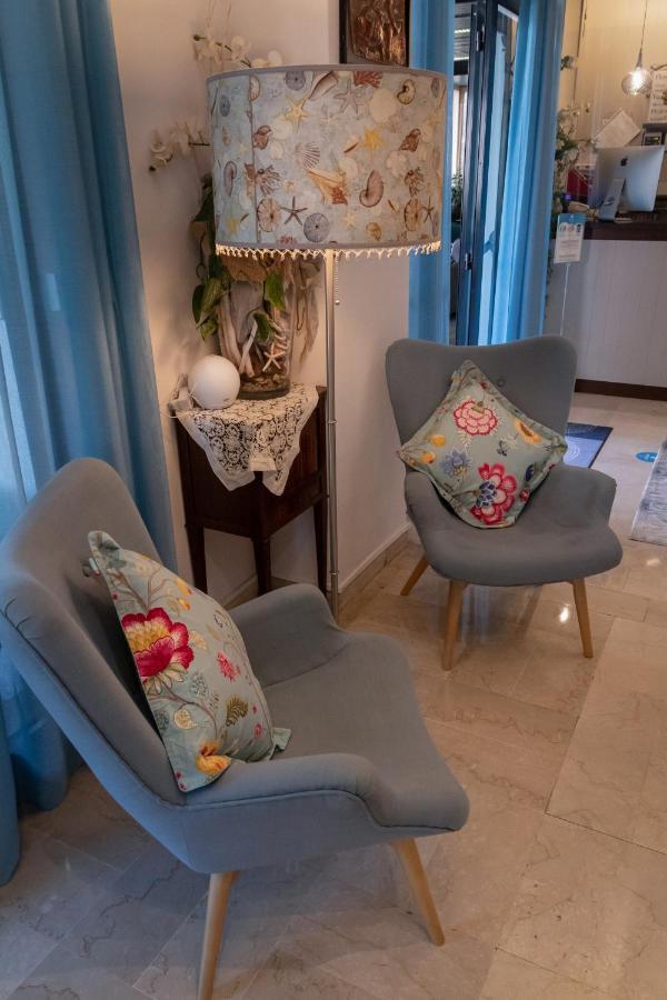 Hotel Boston 3*