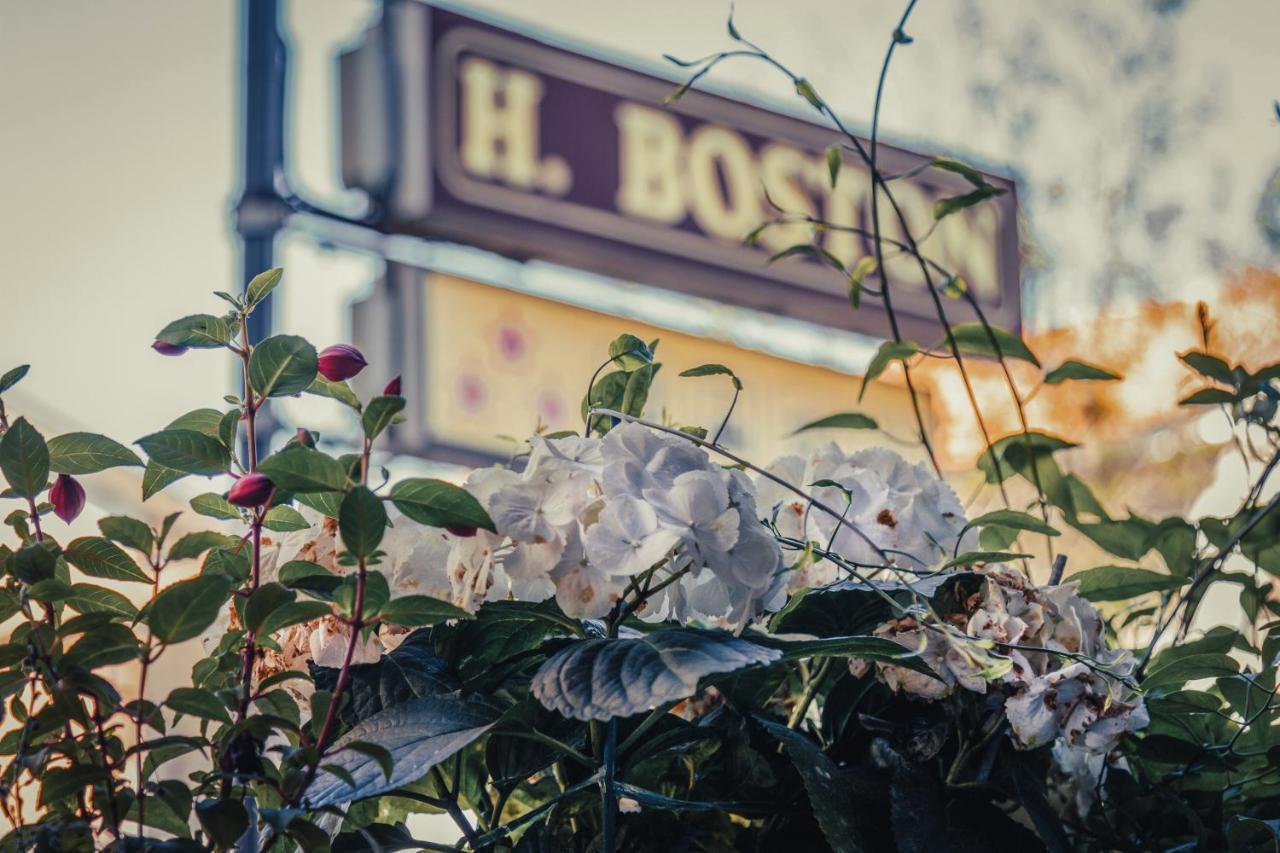Boston Hotel